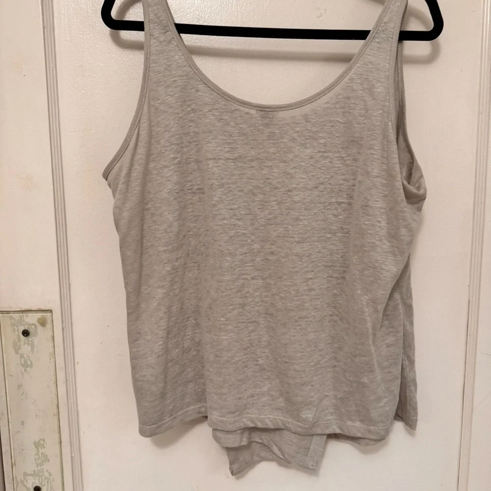 Poetry Gray Tank Top - Picture 5 of 5